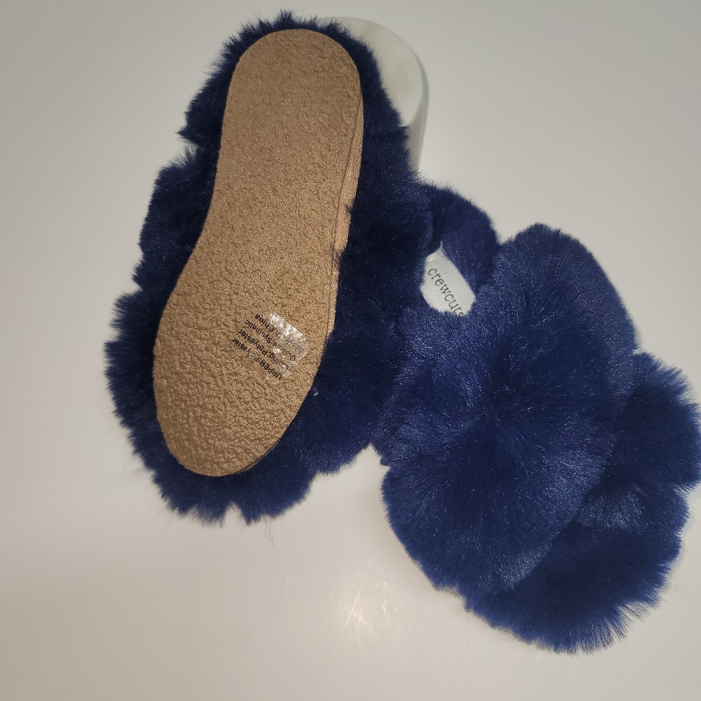 Toddler CrewCuts Slippers - Picture 2 of 3